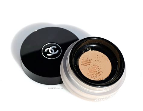 Chanel Vitalumiere, Loose Powder Foundation 